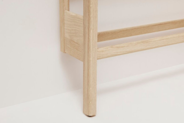 Form & Refine A Line Schuhregal White Oiled Oak